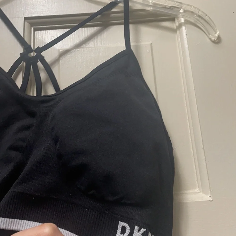 DKNY Sport Womens Black Strappy Seamless Low-Impact Padded Sports Bra Si… #7